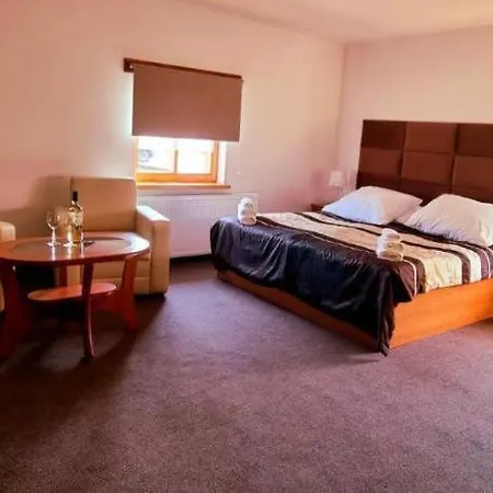 Otel Maciejowy Sad Sady Dolne